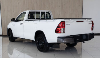 
									Toyota Hilux 2023 1 CAB. 4X2 lleno								