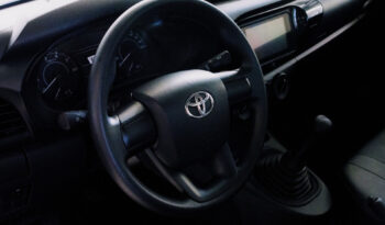 
									Toyota Hilux 2023 1 CAB. 4X2 lleno								