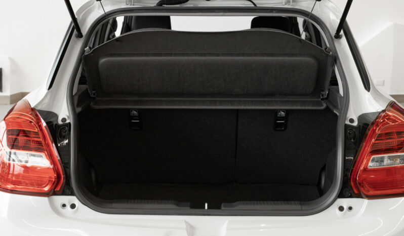 								Suzuki Swift 2024 Sport lleno									