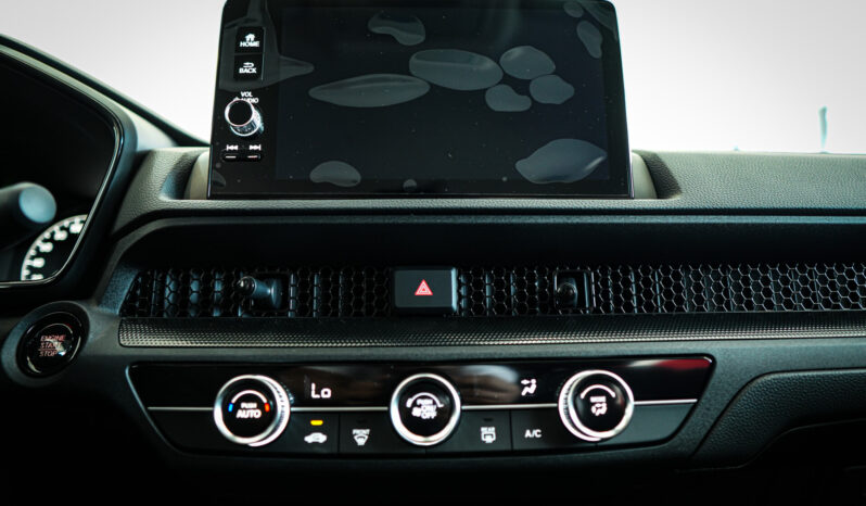 
								Honda CR-V 2026 LX lleno									