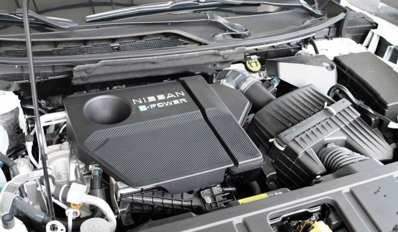 
								Nissan X-TRAIL 2024 E-POWER EXCLUSIVE lleno									
