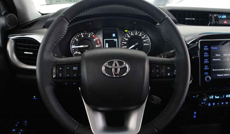 
								Toyota Hilux 2025 Limited lleno									