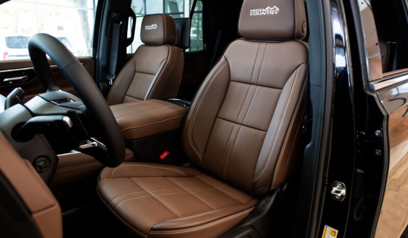 
								CHEVROLET TAHOE 2025 HIGH COUNTRY lleno									