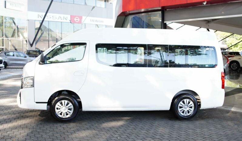 
								NISSAN URVAN 2025 PASAJEROS lleno									