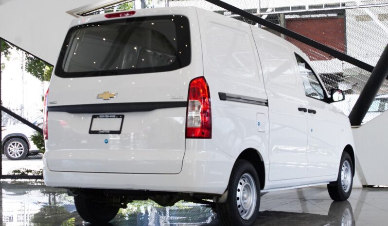 
								CHEVROLET N400 CARGO 2025 lleno									