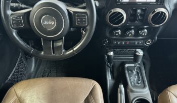 
									Jeep Wrangler Unlimited Sahara 2017 lleno								