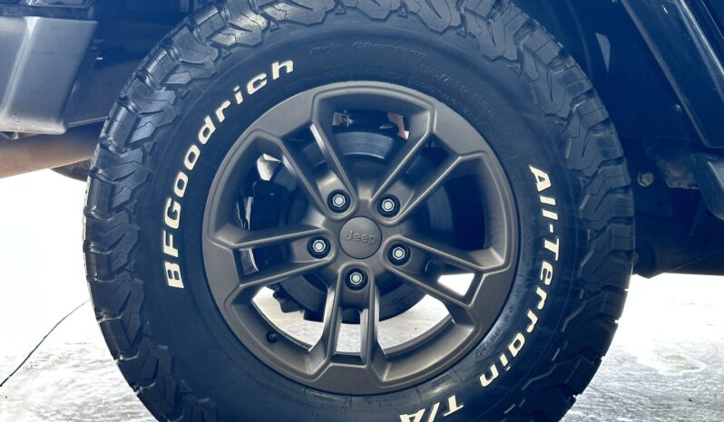 
								Jeep Wrangler Unlimited Sahara 2017 lleno									