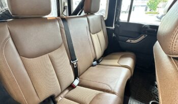 
									Jeep Wrangler Unlimited Sahara 2017 lleno								