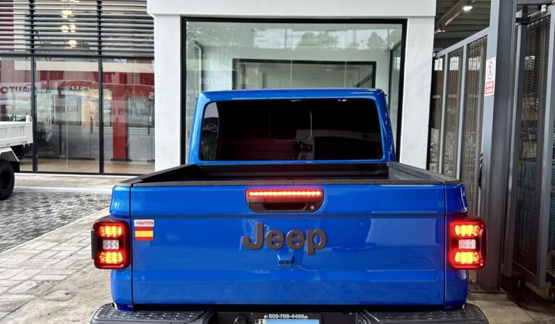 
								Jeep Wrangler Rubicon 2022 lleno									