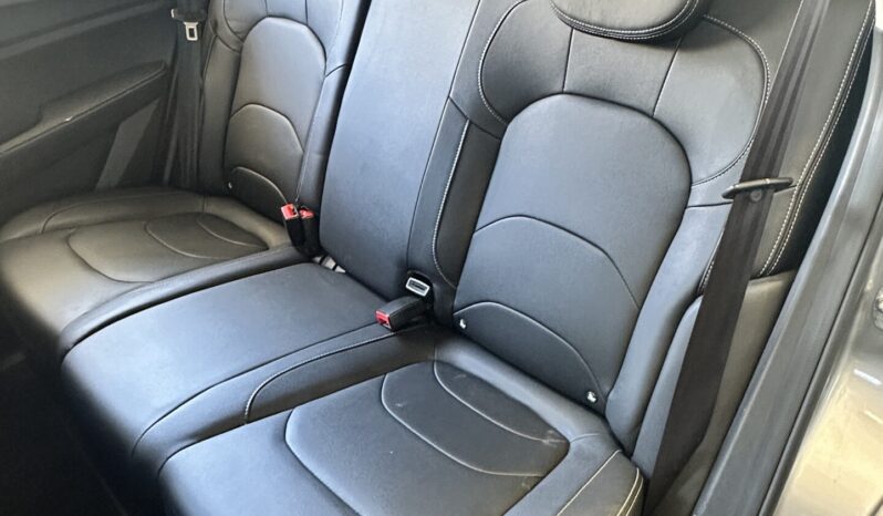 
								Chevrolet Captiva LT 2023 lleno									