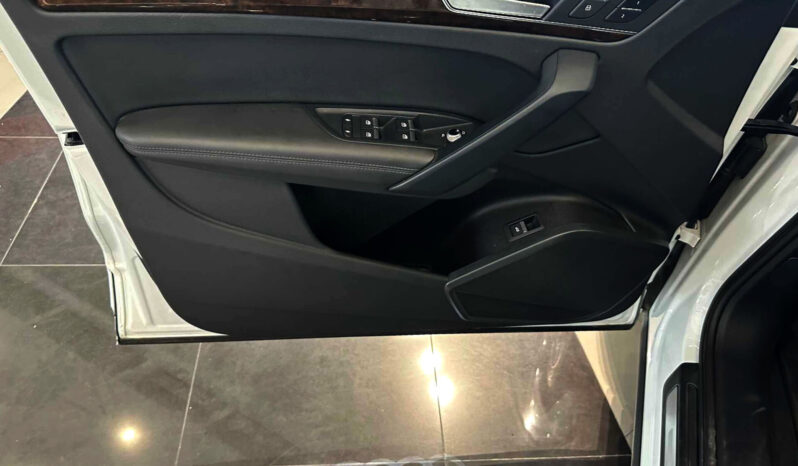 
								Audi Q5 2020 lleno									