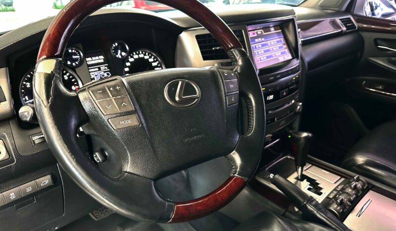 
								Lexus LX 570 2014 lleno									