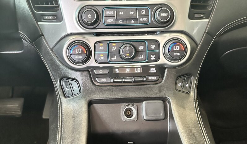 
								Chevrolet Tahoe LT 2015 lleno									