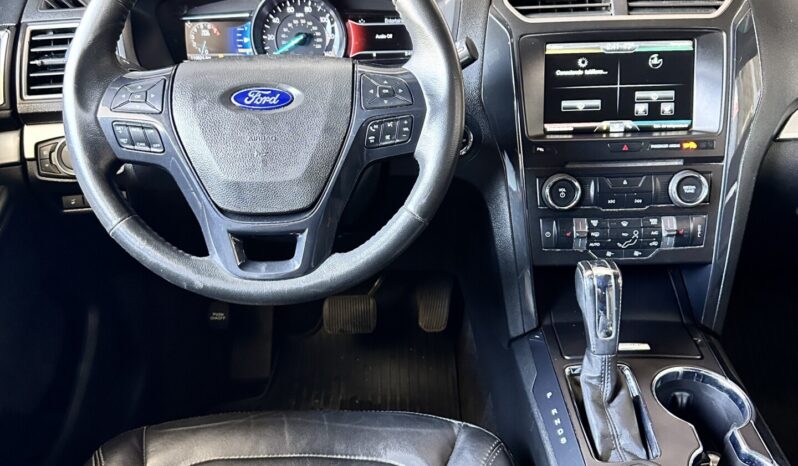 
								Ford Explorer XLT 2016 lleno									