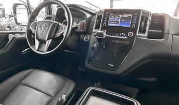 
									Toyota Hiace VX 2020 lleno								