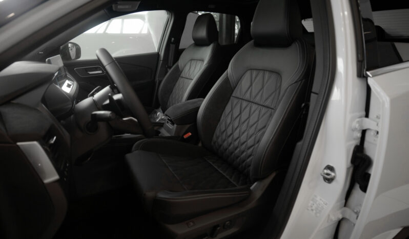 								Nissan Qashqai Exclusive 2025 lleno									