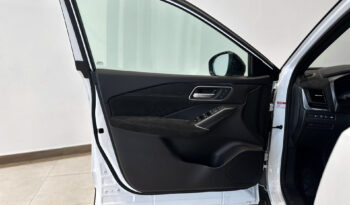 									Nissan Qashqai Exclusive 2025 lleno								