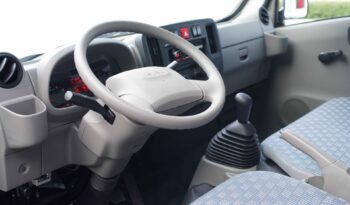 
									ISUZU TRAVIZ 4X2 FURGON 2026 lleno								