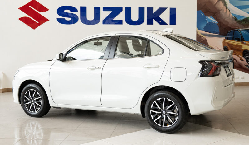 								SUZUKI DZIRE GLX 2026 lleno									
